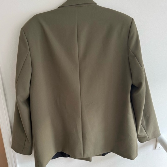 OVERSIZED DOUBLE BREASTED JACKET - Picture 7 of 7